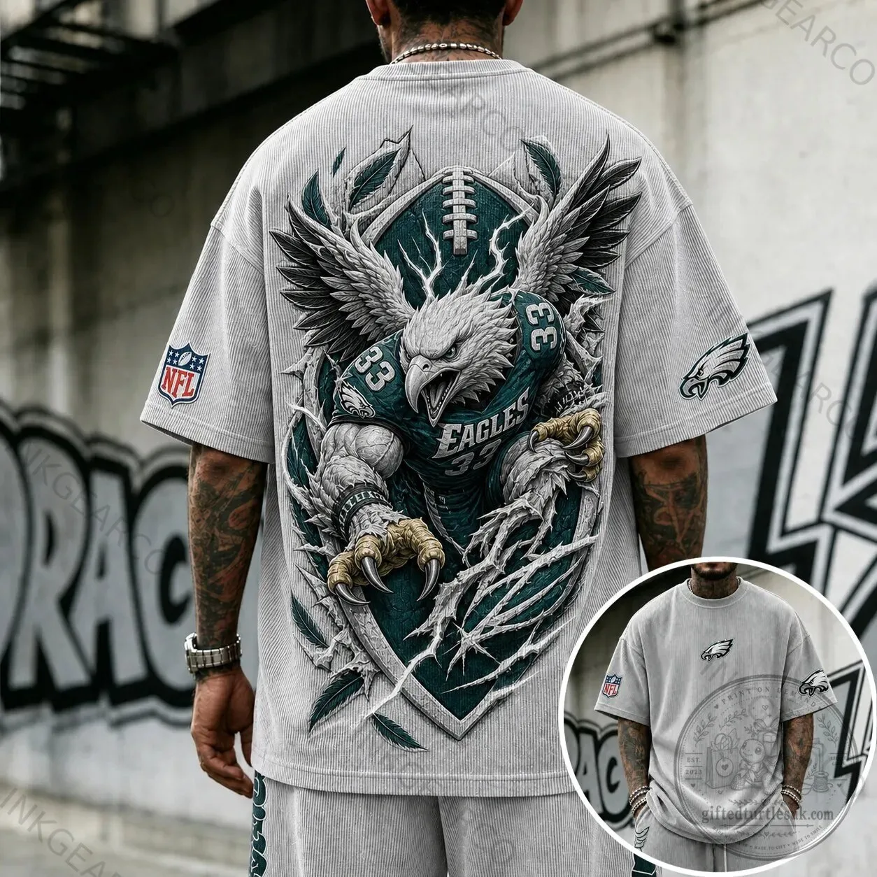 Philadelphia Eagles American Football Team Logo Graphic Print T-Shirt