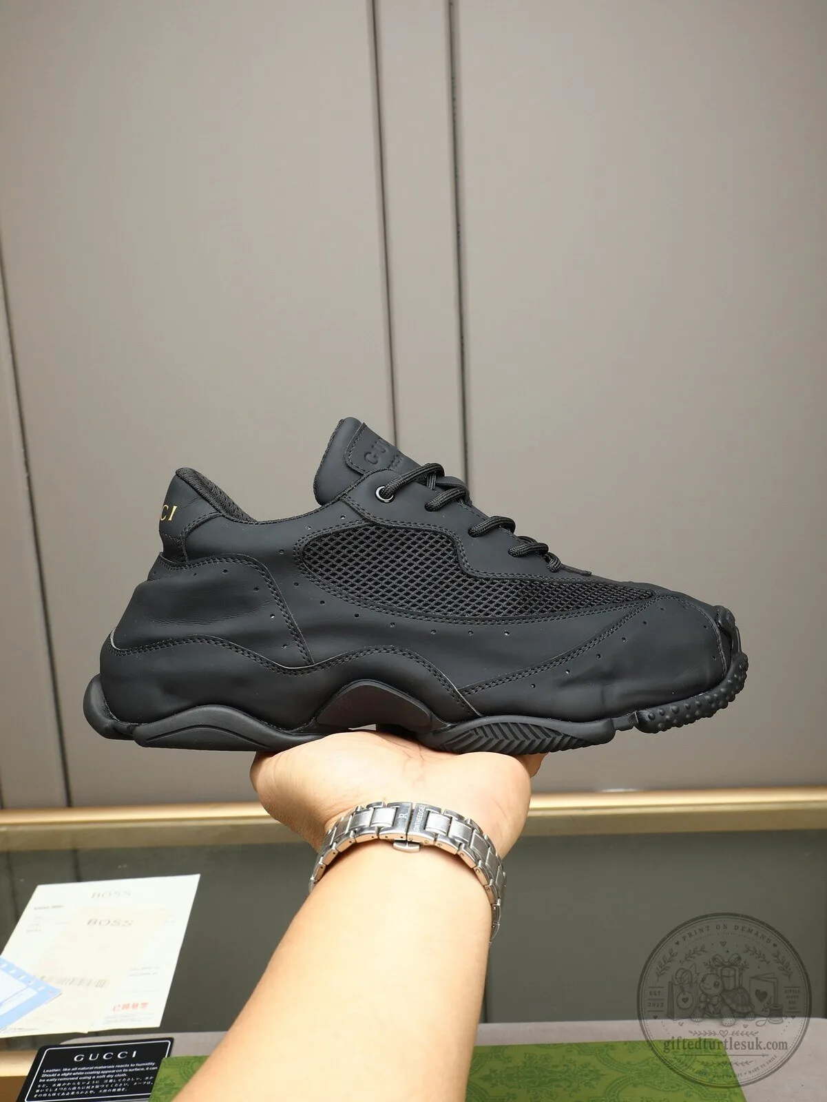 Gucci Black Mesh and Leather Low-Top Sneakers for Men and Women 9 Gucci Black Mesh and Leather Low-Top Sneakers for Men and Women