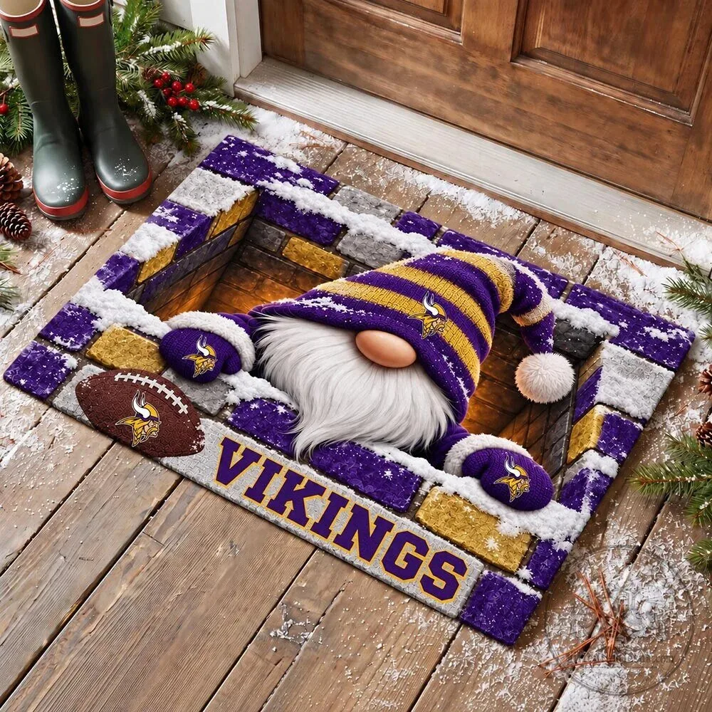 Minnesota Vikings Football Gnome Winter Snow Christmas Doormat